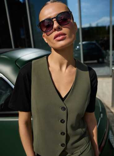 Жилет L-KA-4900 D.OLIVE