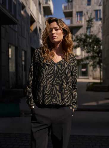 Блузка Z-KO-4821 D.OLIVE